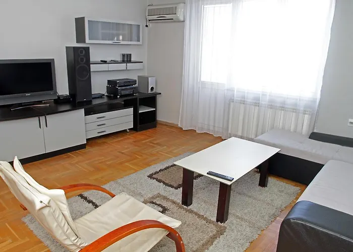 Belgrade Republic Square Apartment