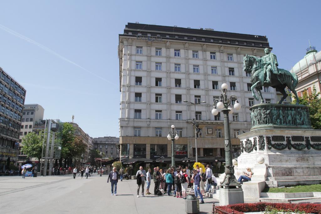 Апартаменты Republic Square *